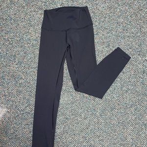 Lululemon black wunder under high-rise tight full-on luxtreme leggings
